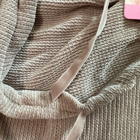 Spring + Mercer Chenille Collared Drawstring Sweater Size Small - Picture 10 of 15